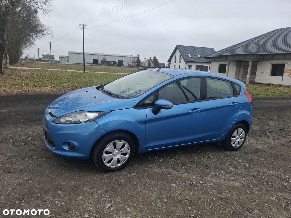 Ford Fiesta - 2