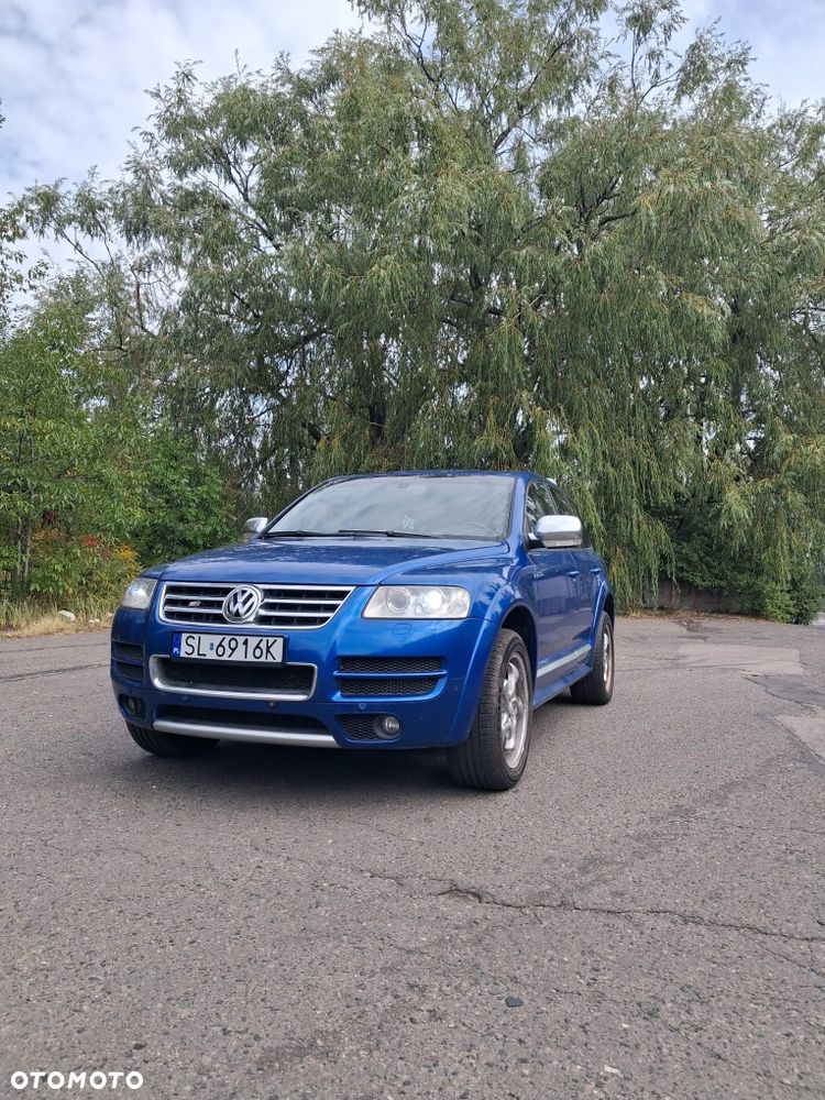 Volkswagen Touareg - 1