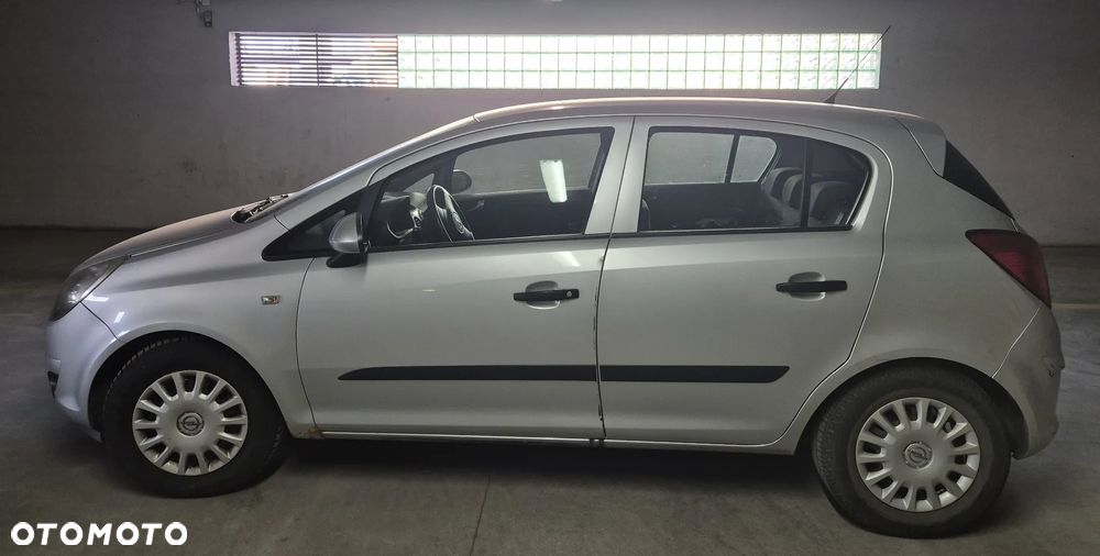 Opel Corsa - 2