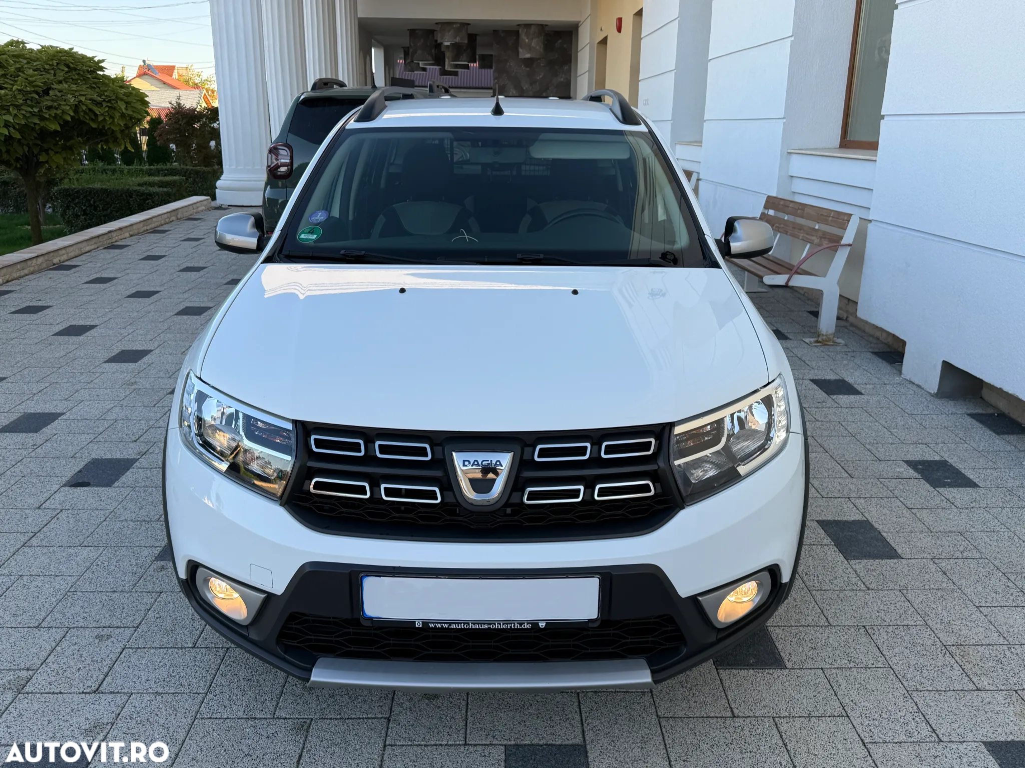 Dacia Logan Stepway TCe 100 GPL - 12
