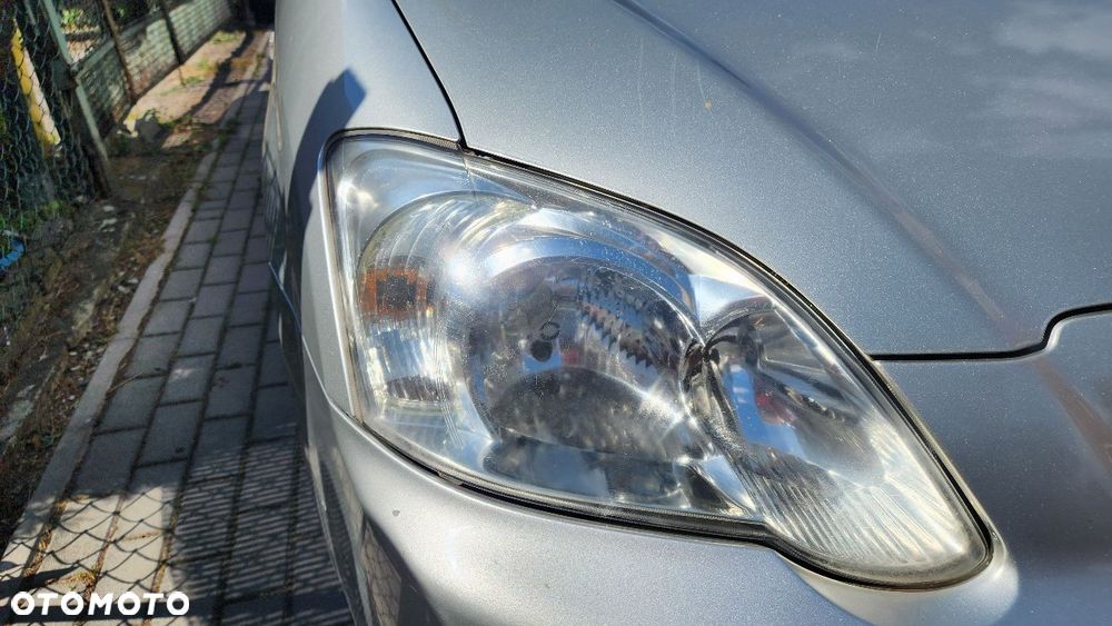 Toyota Corolla 1.4 VVT-i Dynamic - 6