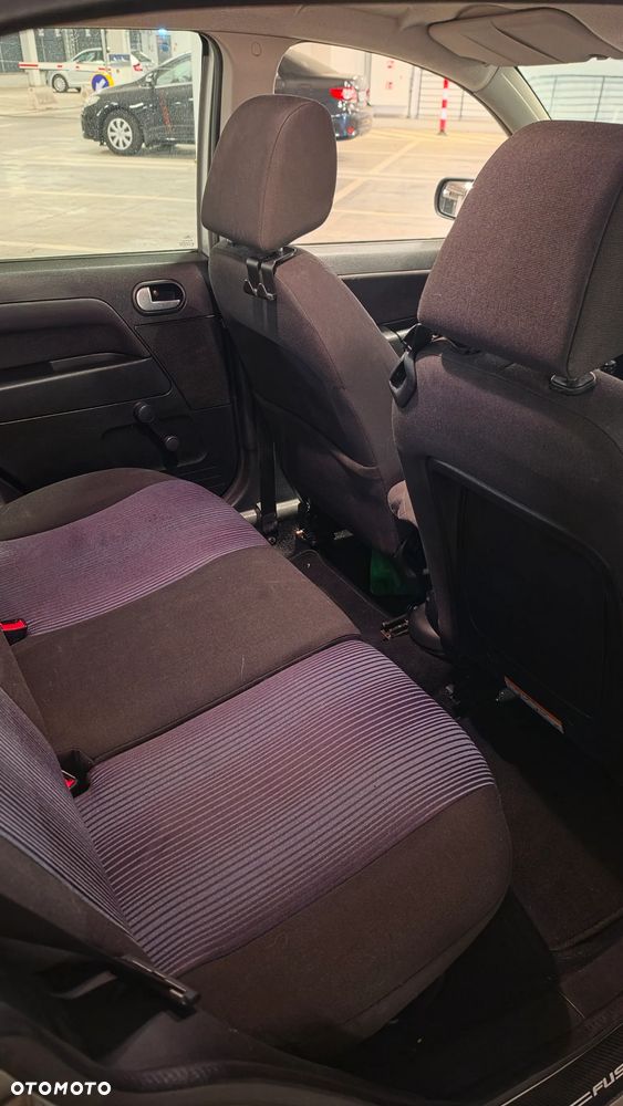 Ford Fusion 1.4 Trend - 15