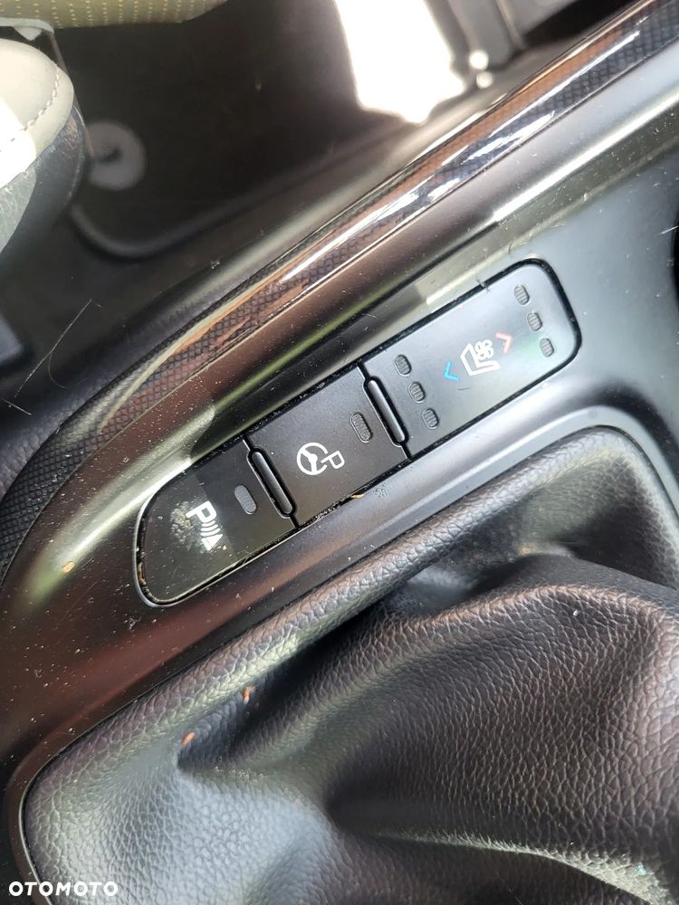 Kia Carens 1.7 CRDi Spirit - 21