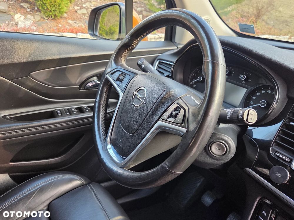 Opel Mokka X 1.4 T Design Line S&S - 27