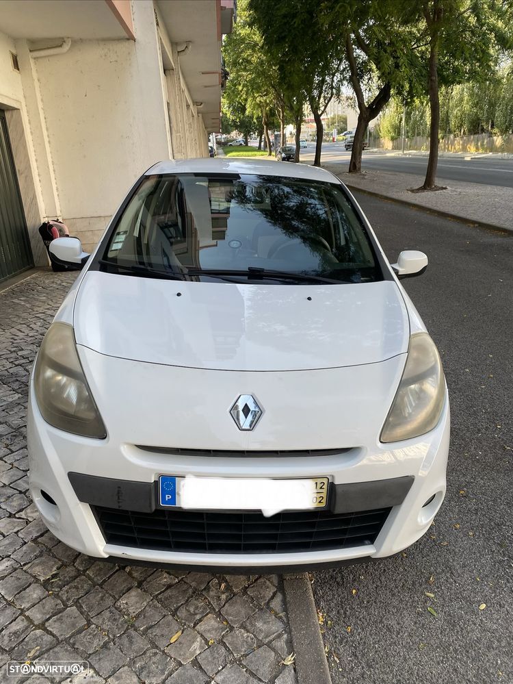 Renault Clio 1.2 16V Confort 130g - 4