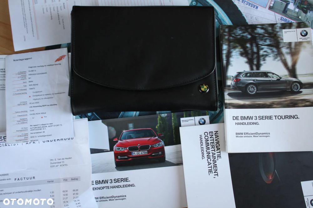 BMW Seria 3 328i Sport-Aut Luxury Line - 34