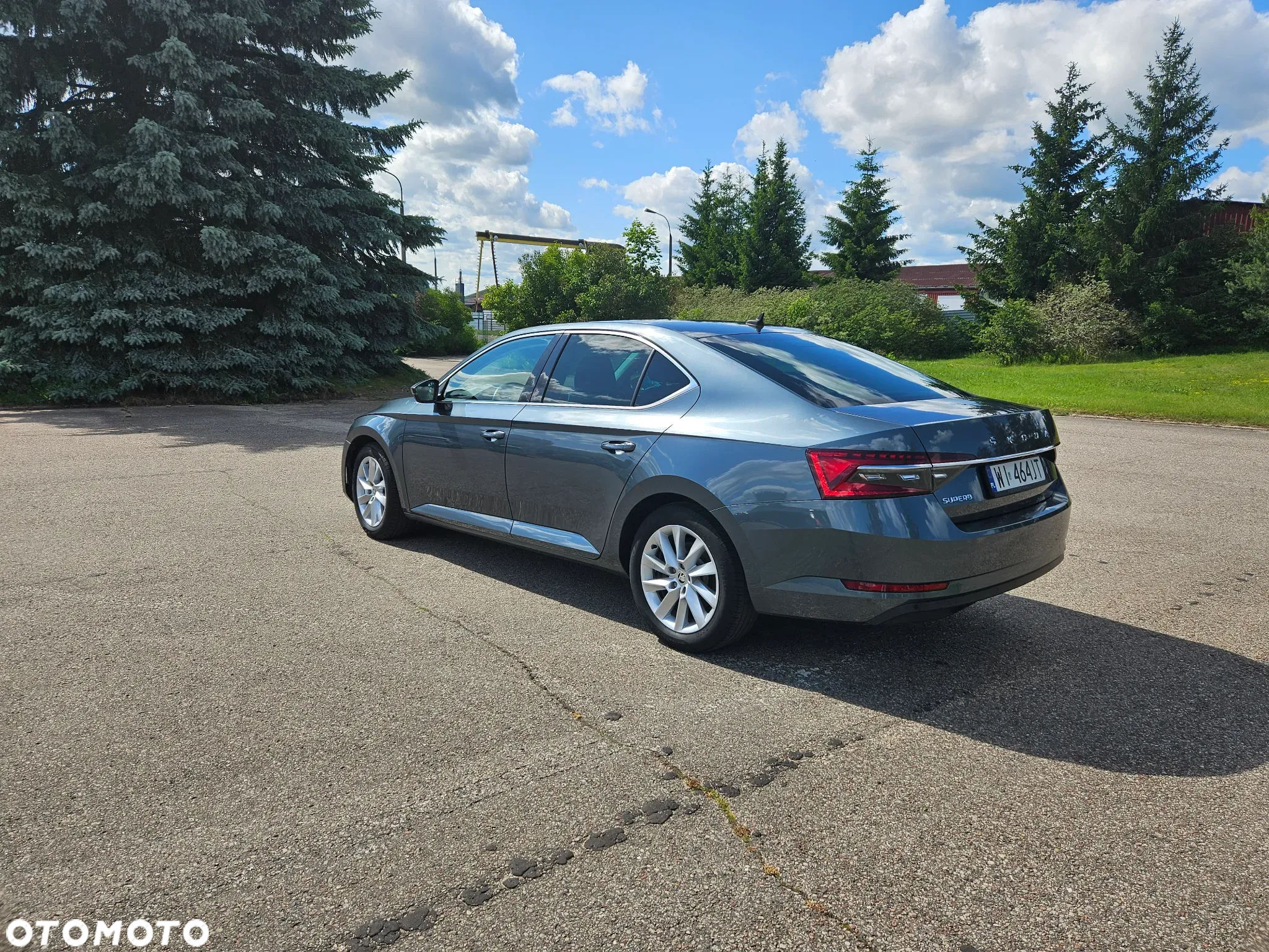 Skoda Superb 2.0 TDI Ambition - 8