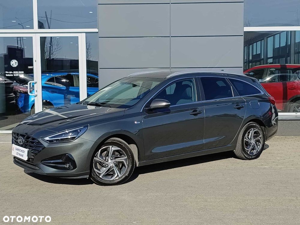 Hyundai i30 1.5 T-GDI 48V Smart - 2