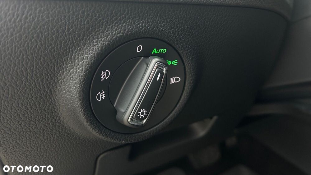 Skoda Superb 2.0 TDI SCR Style DSG - 12