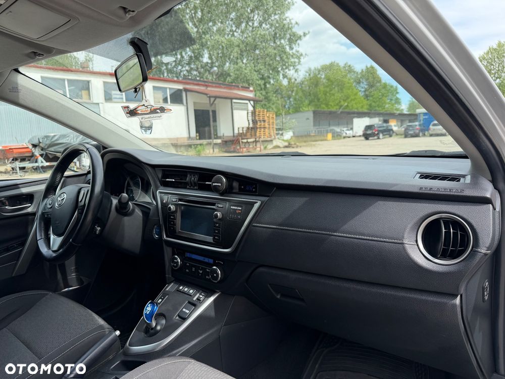 Toyota Auris - 18