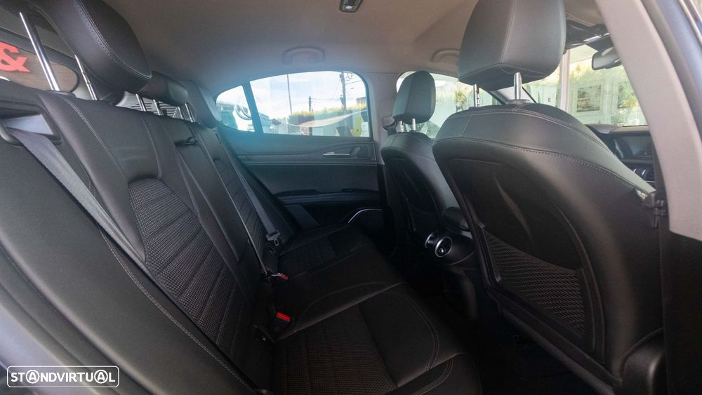 Alfa Romeo Stelvio 2.2 D Super AT8 - 11