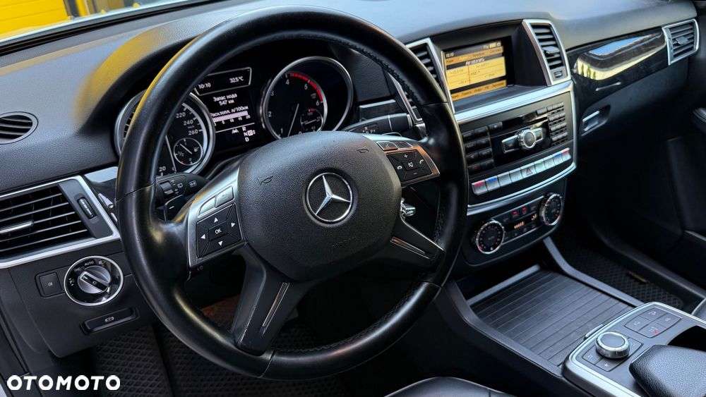 Mercedes-Benz ML - 20