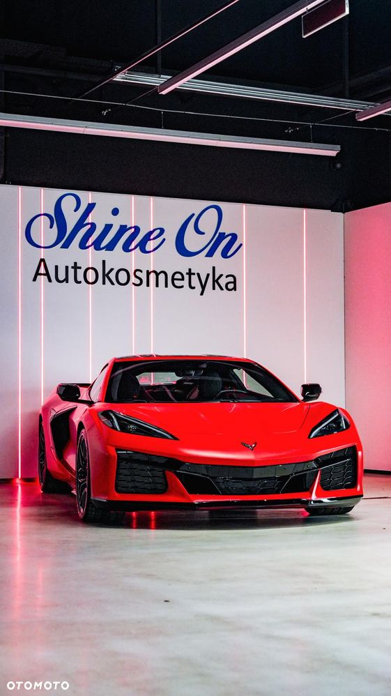 Chevrolet Corvette - 30