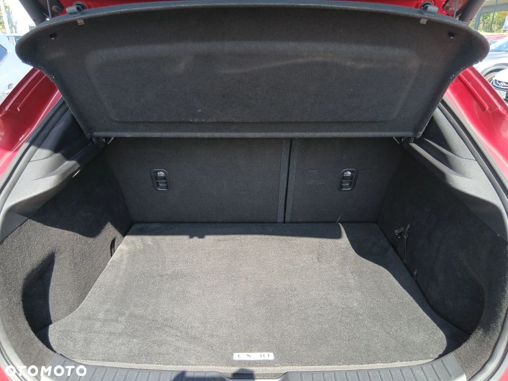 Mazda CX-30 2.0 mHEV Hikari 2WD - 20