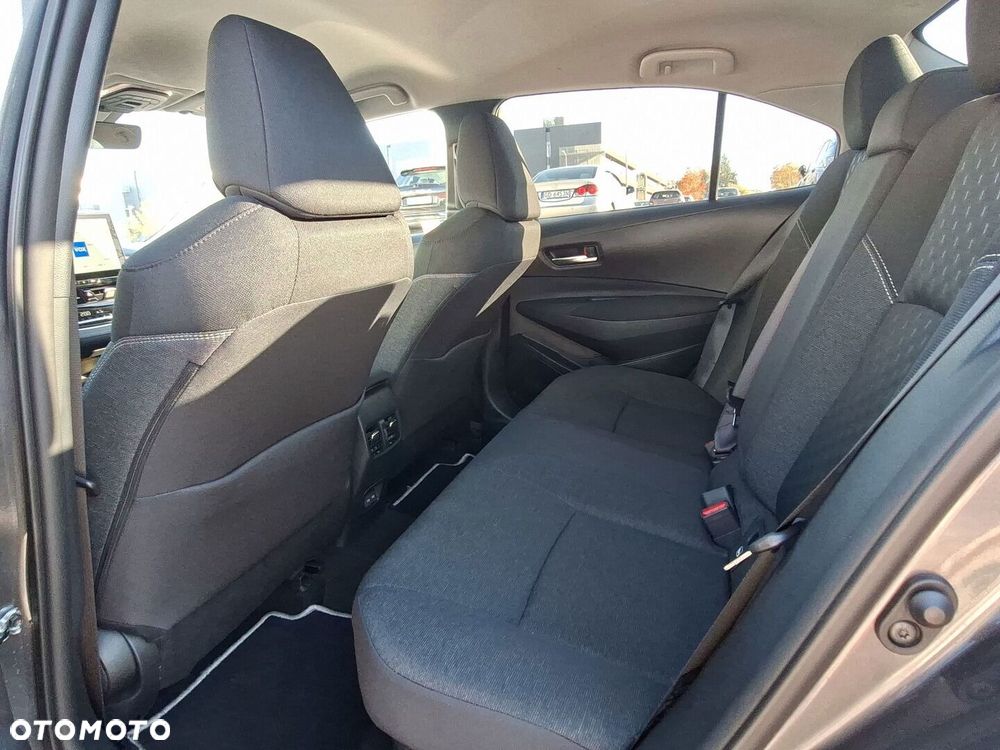 Toyota Corolla 1.8 Hybrid Style - 16