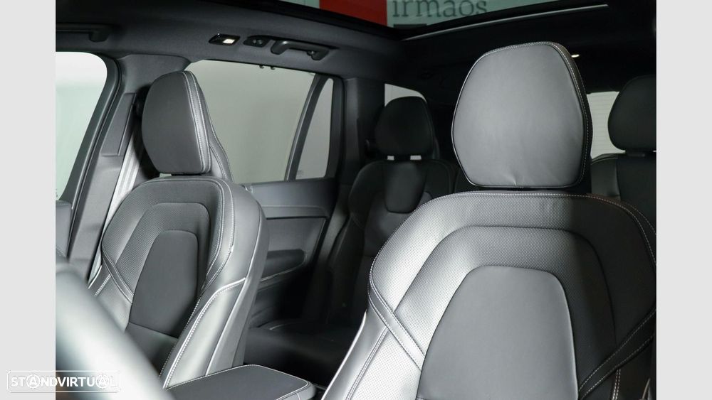 Volvo XC 90 2.0 T8 PHEV Plus Dark AWD - 16