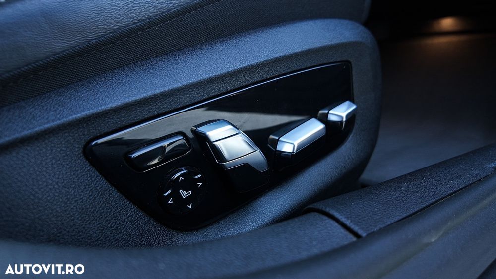 BMW Seria 5 540i xDrive AT MHEV - 11