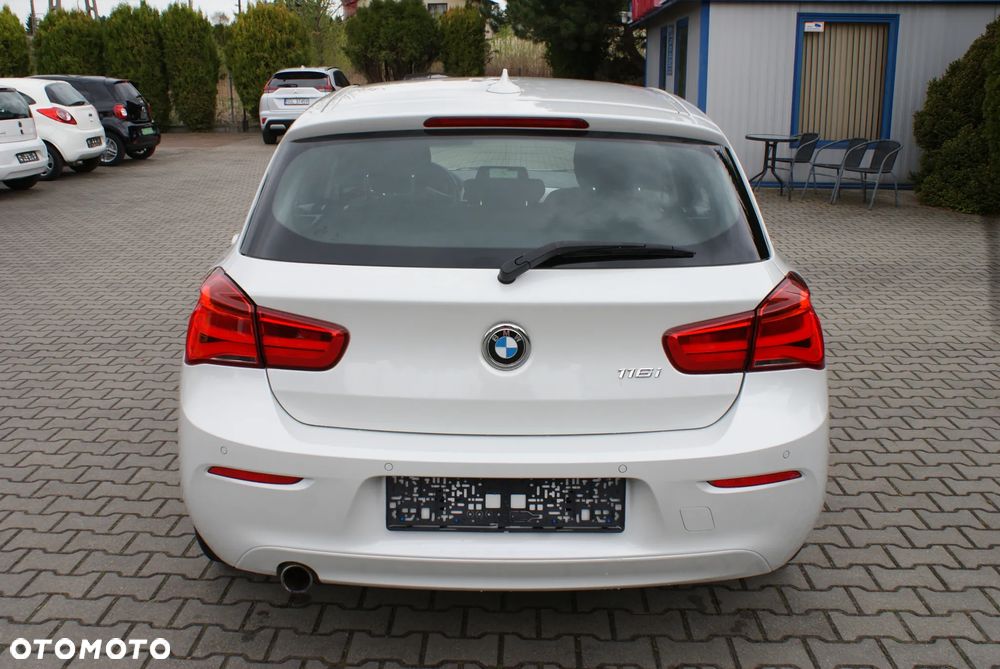 BMW Seria 1 116i Edition Colorvision - 11