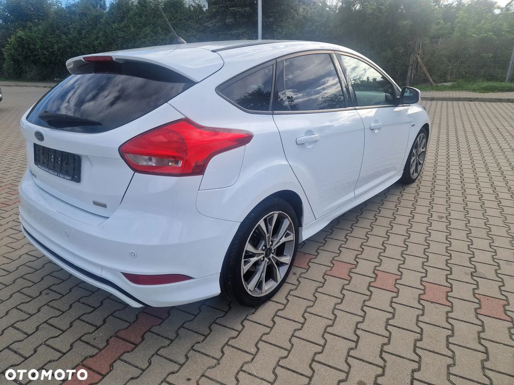 Ford Focus 1.0 EcoBoost ST-Line - 4