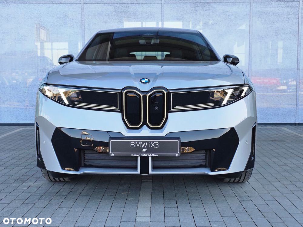 BMW iX3 - 9
