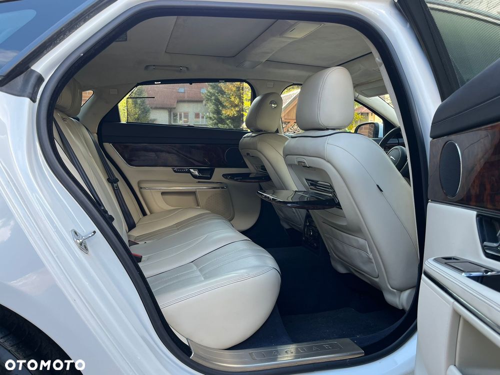 Jaguar XJ 5.0 V8 Premium Luxury - 15