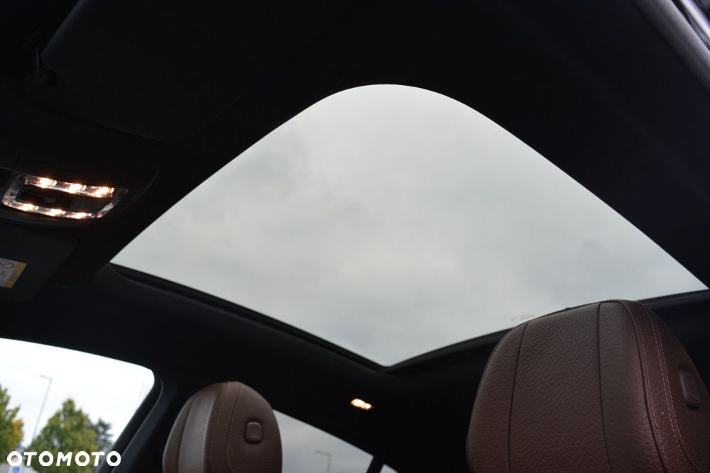 Mercedes-Benz GLE - 33