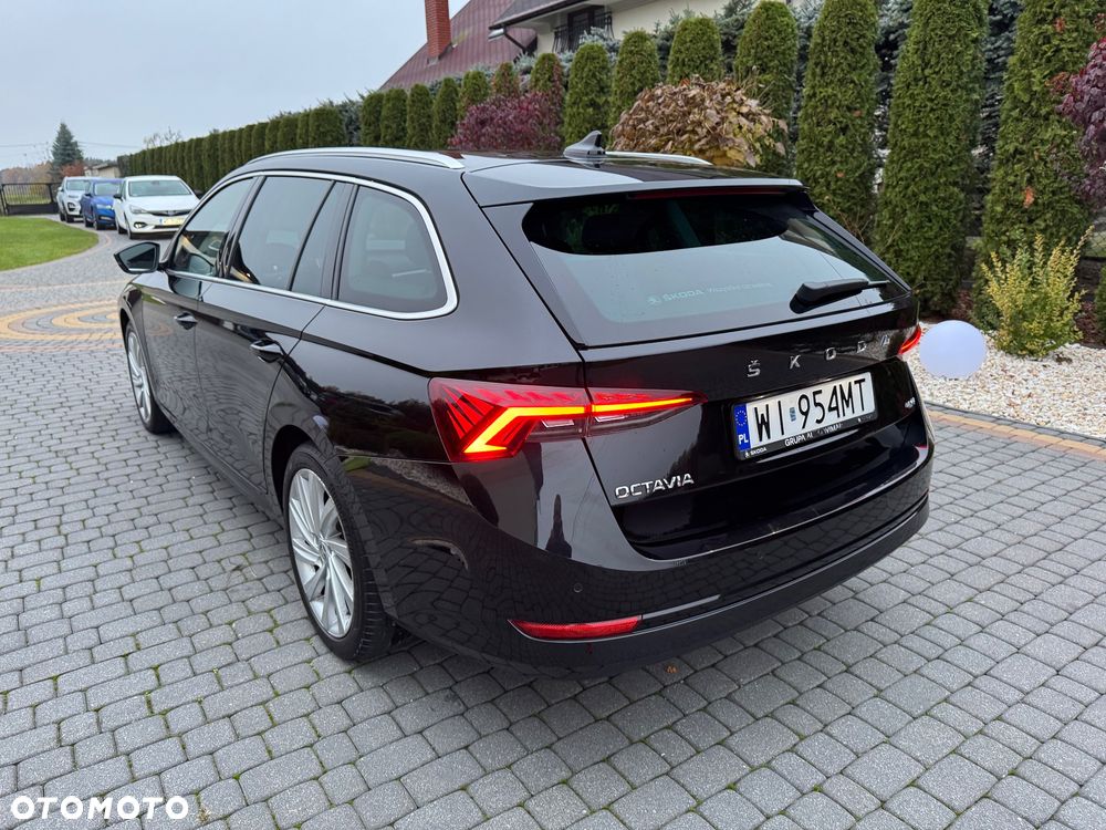 Skoda Octavia 2.0 TSI 4x4 Style DSG - 10