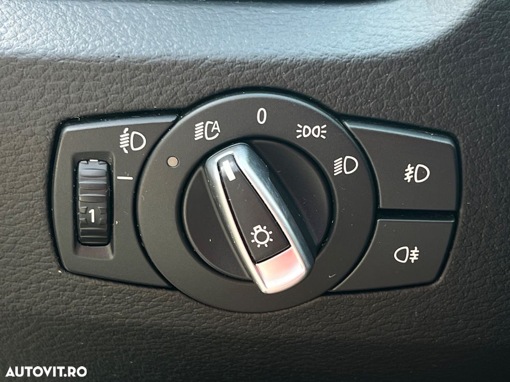 BMW X1 sDrive16d - 18