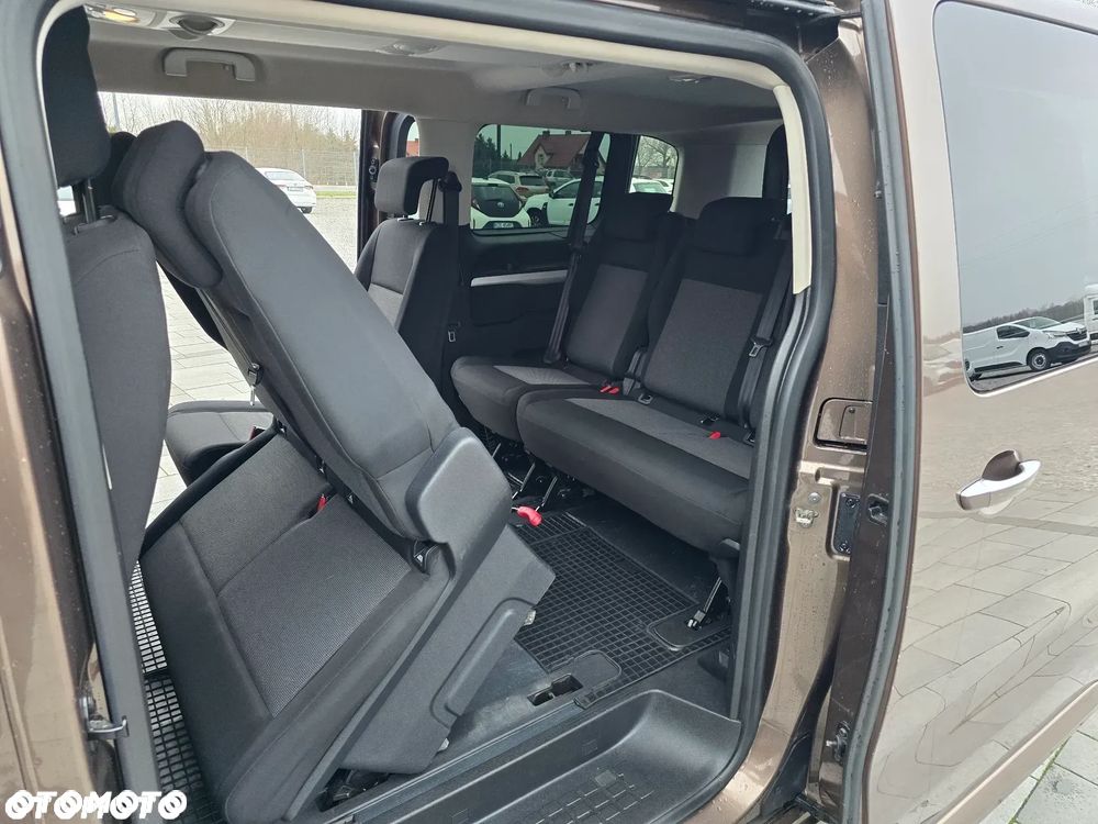 Toyota Proace Verso 2.0 D4-D Medium VIP - 24