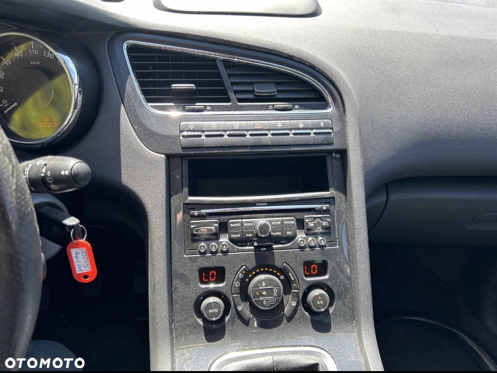 Peugeot 5008 2.0 HDi Premium - 13