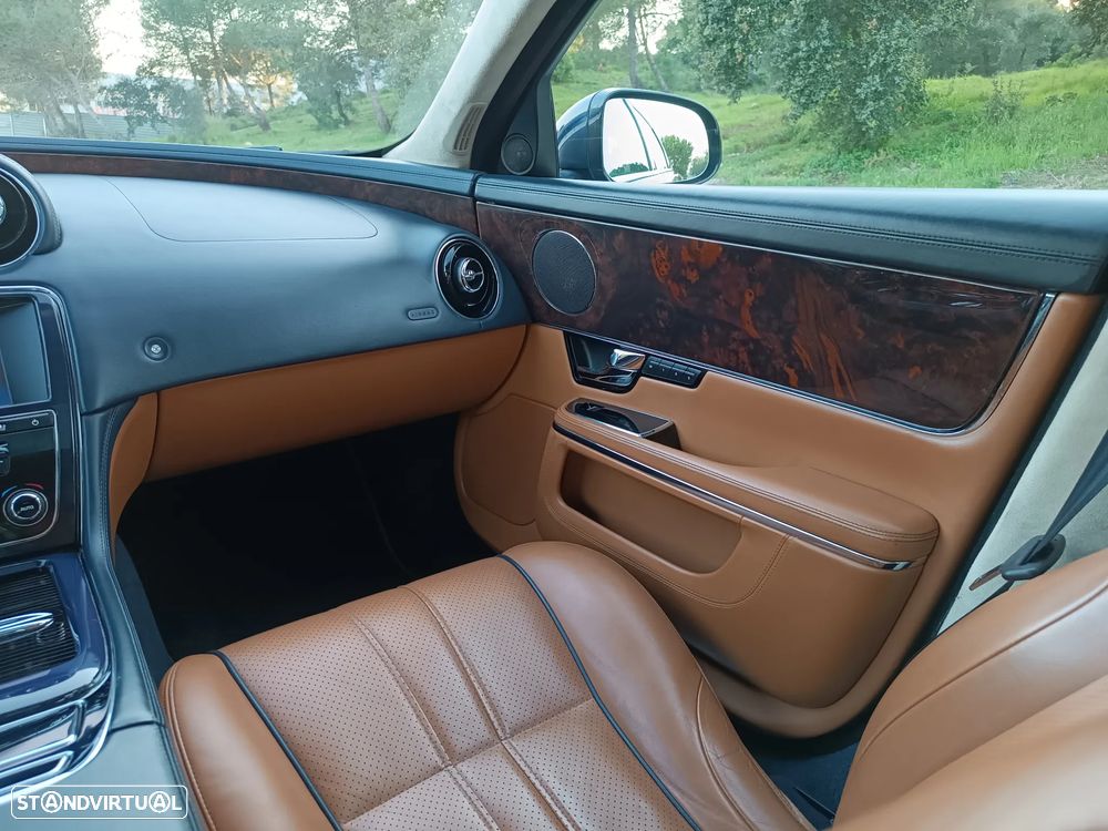 Jaguar XJ 3.0 V6 S Portfolio - 22