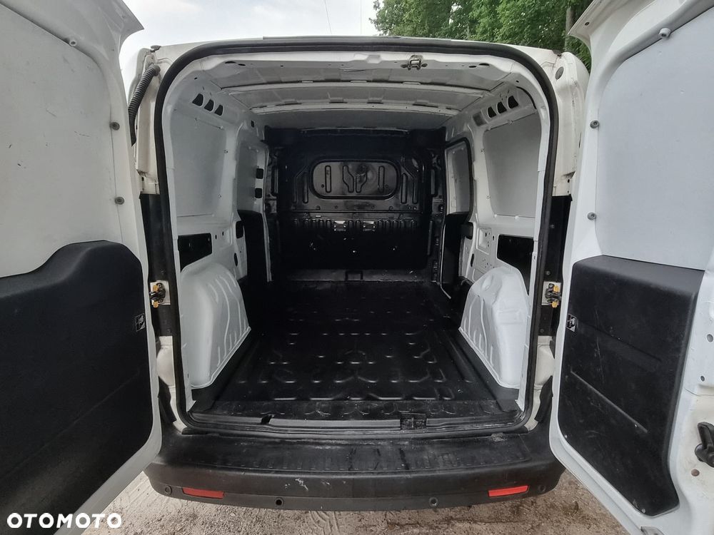 Fiat DOBLO MAXI - 11