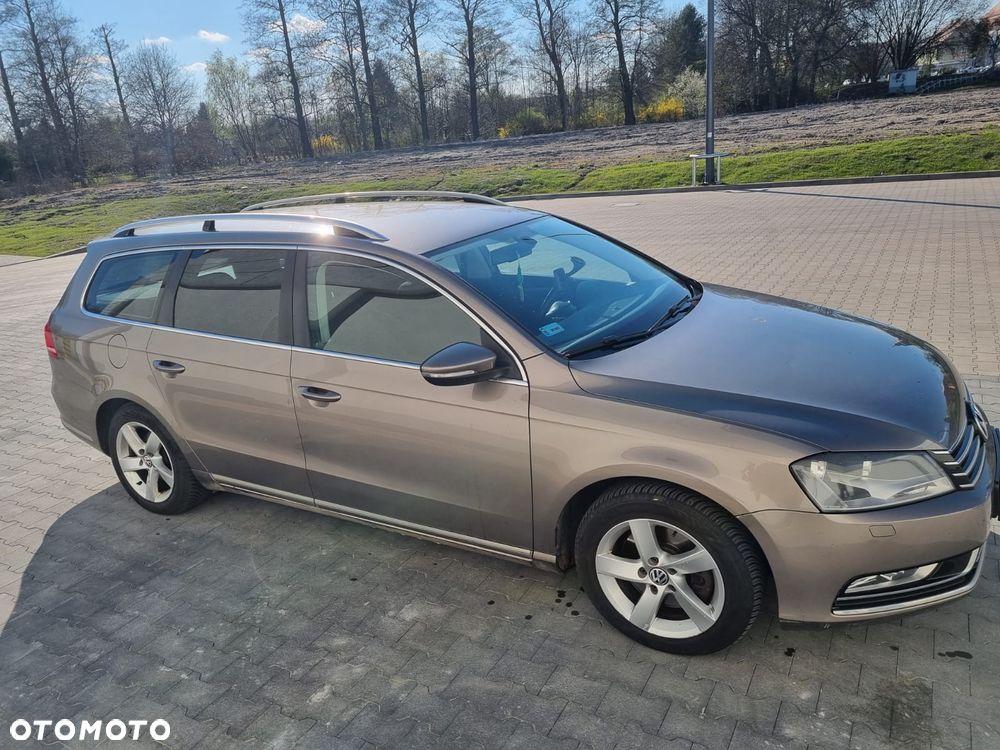 Volkswagen Passat - 8