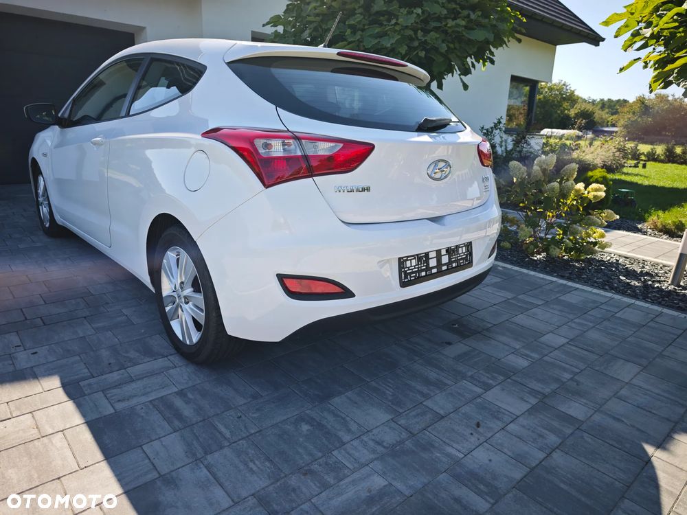 Hyundai i30 1.4 Classic + - 5