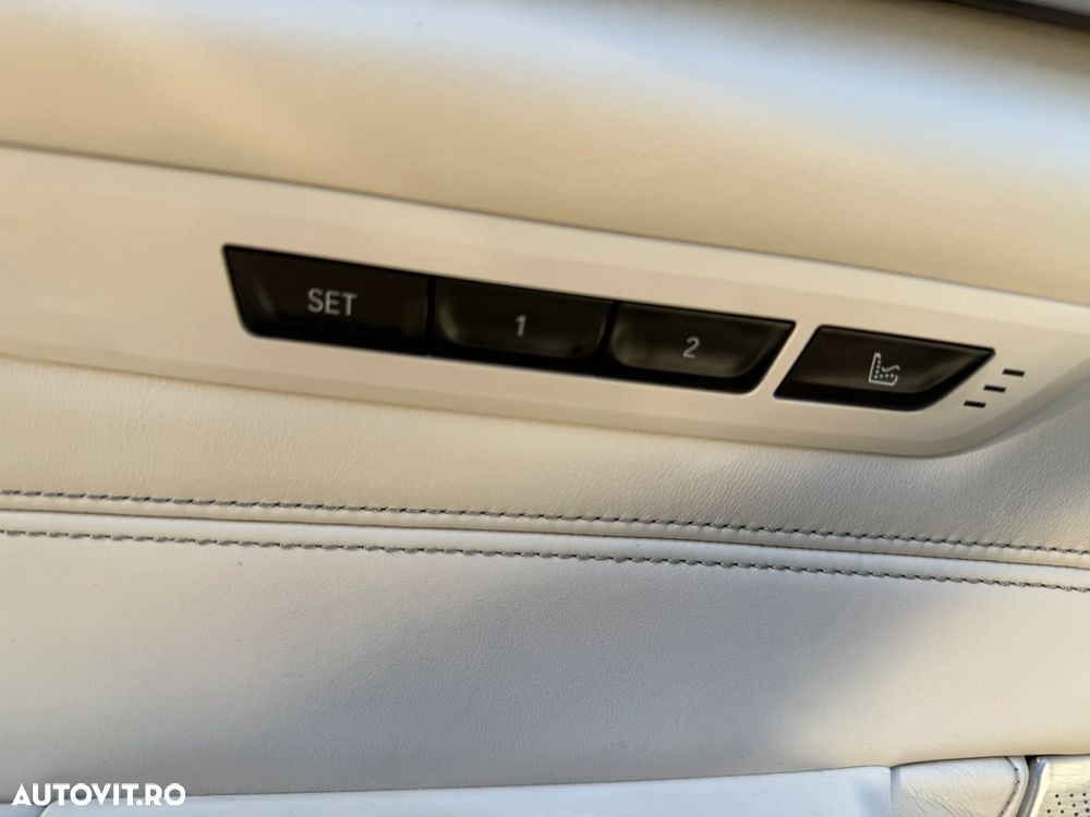 BMW Seria 5 530d xDrive Aut. Luxury Line - 26