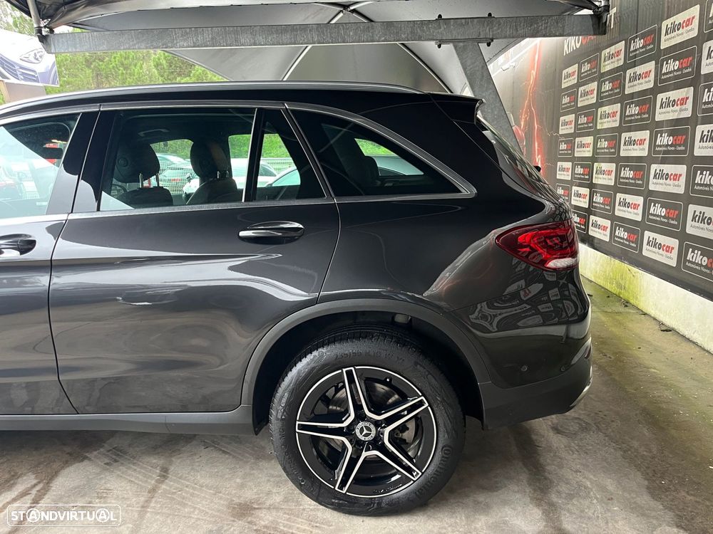 Mercedes-Benz GLC 300 de 4Matic - 12