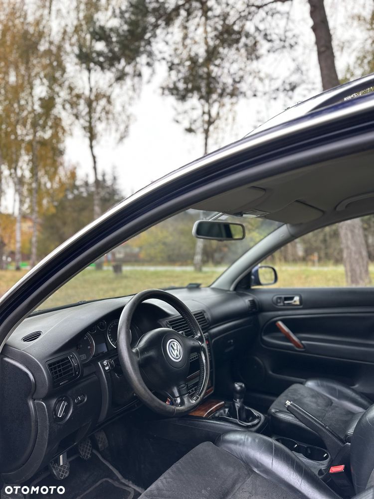 Volkswagen Passat - 6