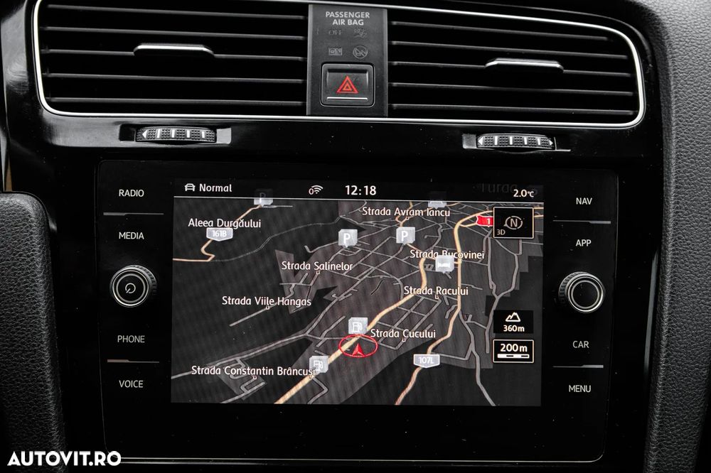 Volkswagen Golf 2.0 TDI (BlueMotion Technology) DSG Highline - 8