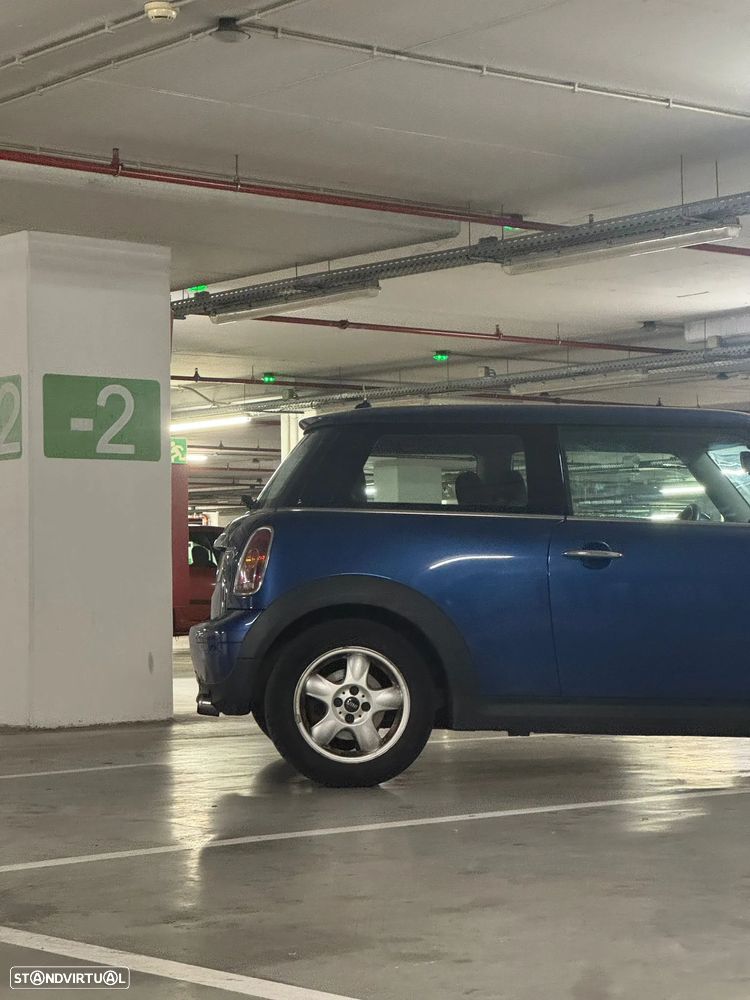 MINI 3 Portas Cooper D - 5