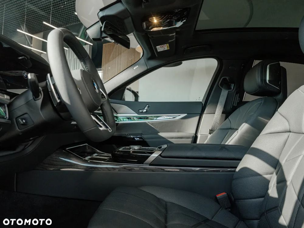 BMW Seria 7 740d xDrive - 7