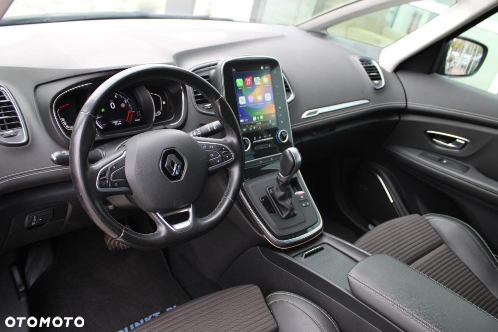 Renault Grand Scenic - 9
