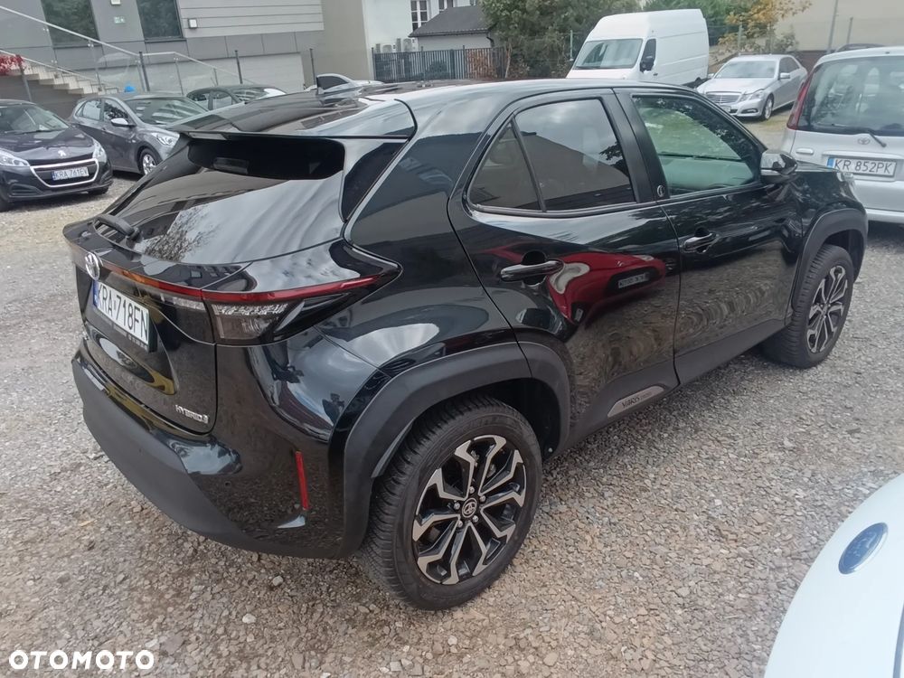 Toyota Yaris Cross 2024 photo 3