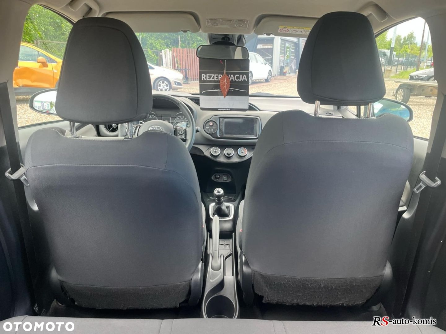 Toyota Yaris - 16