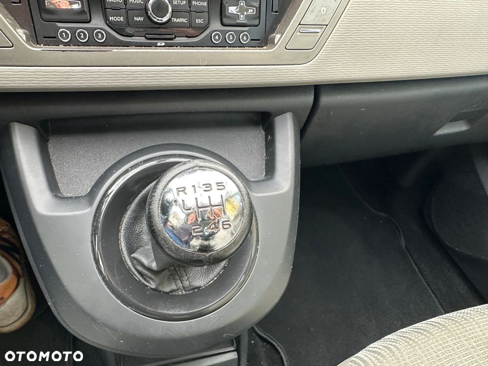 Citroën C4 Picasso 1.6 HDi FAP Exclusive - 26