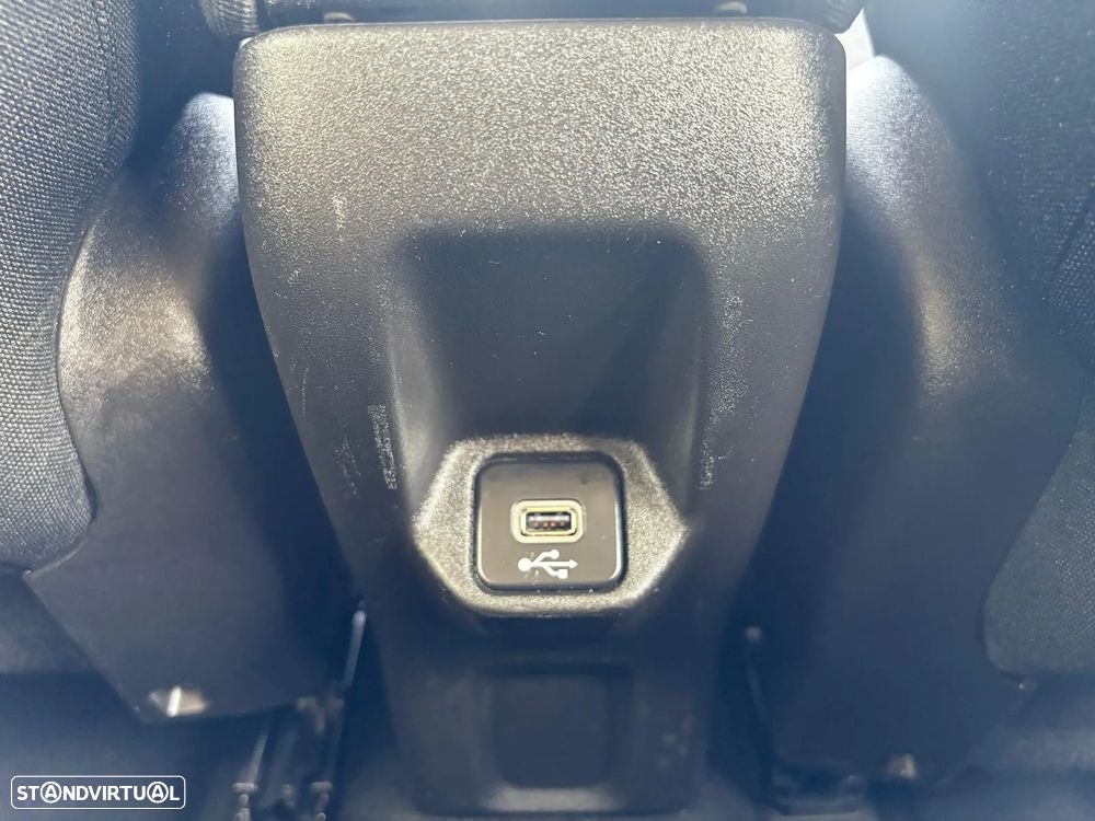 Jeep Renegade 1.6 MultiJet DSG Business Line - 29