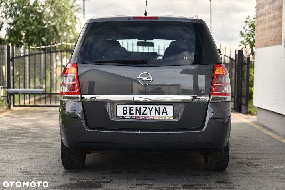 Opel Zafira 1.6 - 12