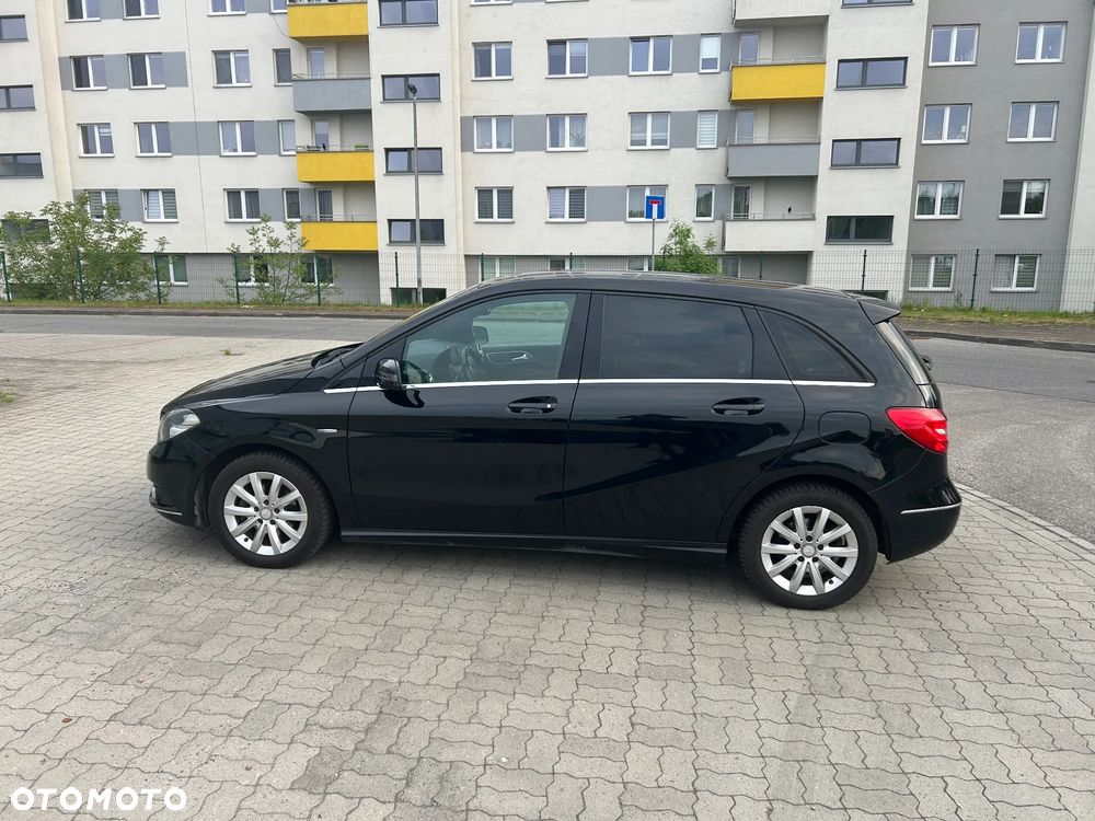 Mercedes-Benz Klasa B 180 CDI (BlueEFFICIENCY) - 1