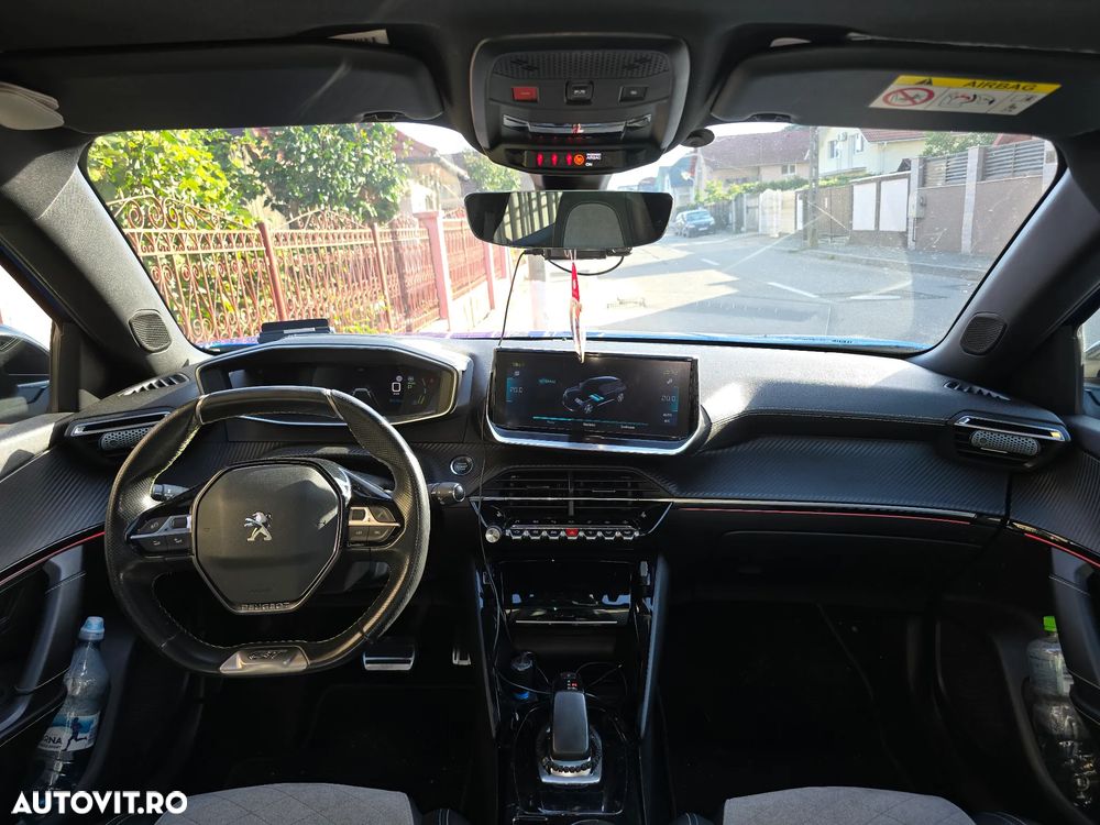 Peugeot 2008 e-2008 GT - 7