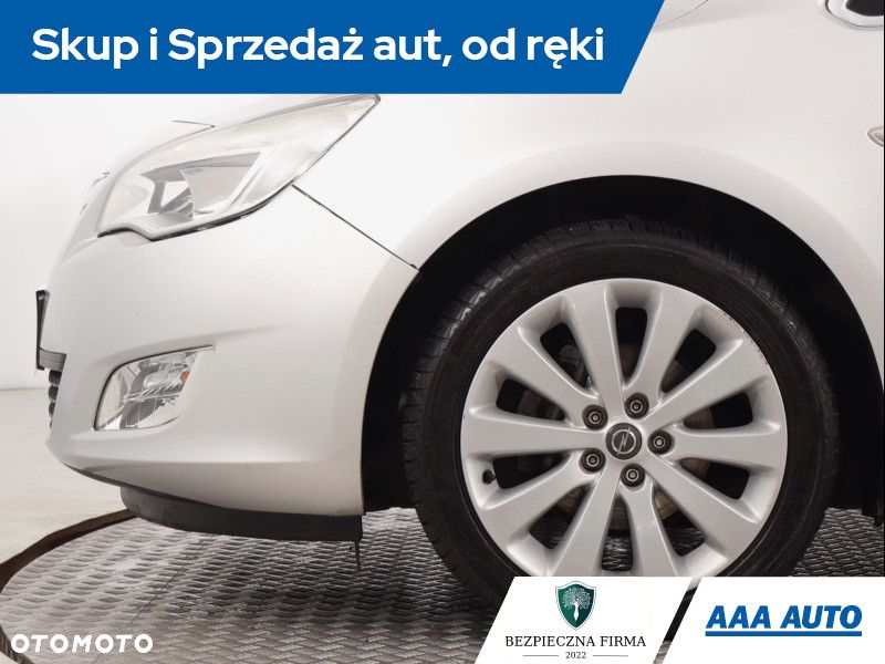 Opel Astra - 14