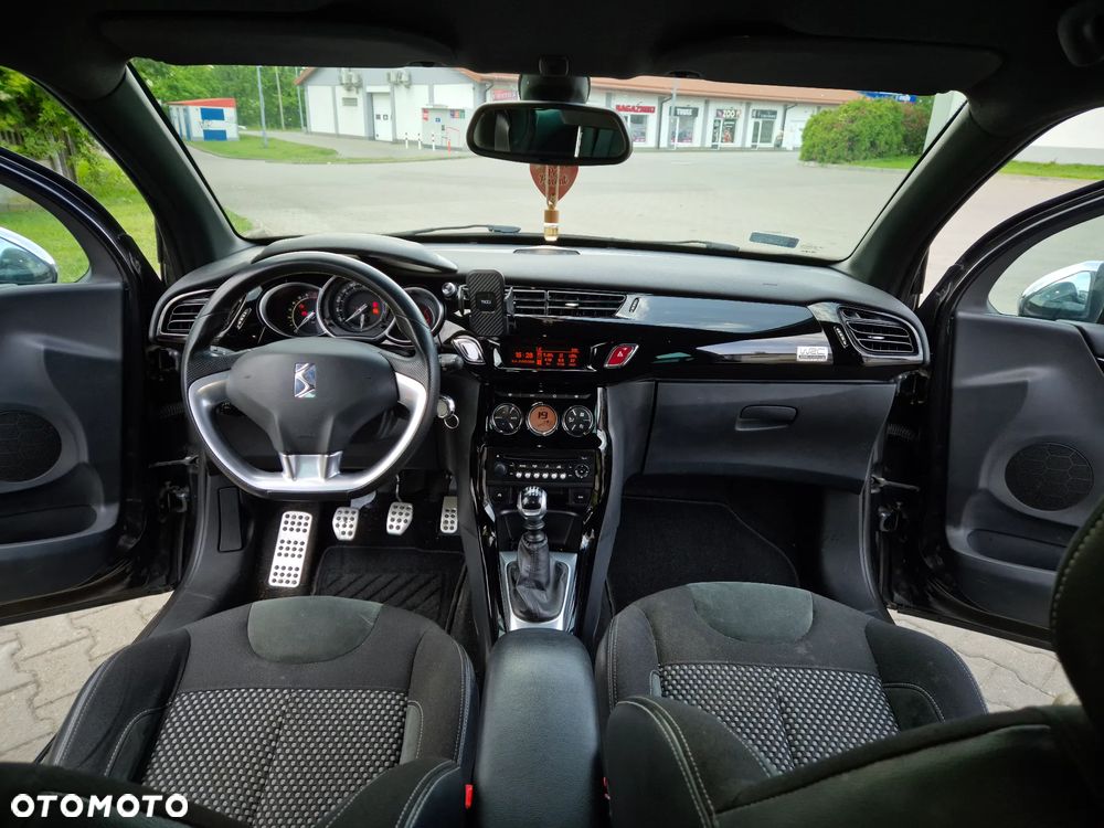 Citroën DS3 1.6 THP SportChic - 14